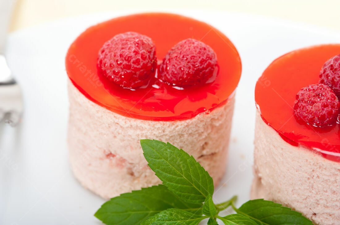 Sobremesa Mousse Framboesa Geleia