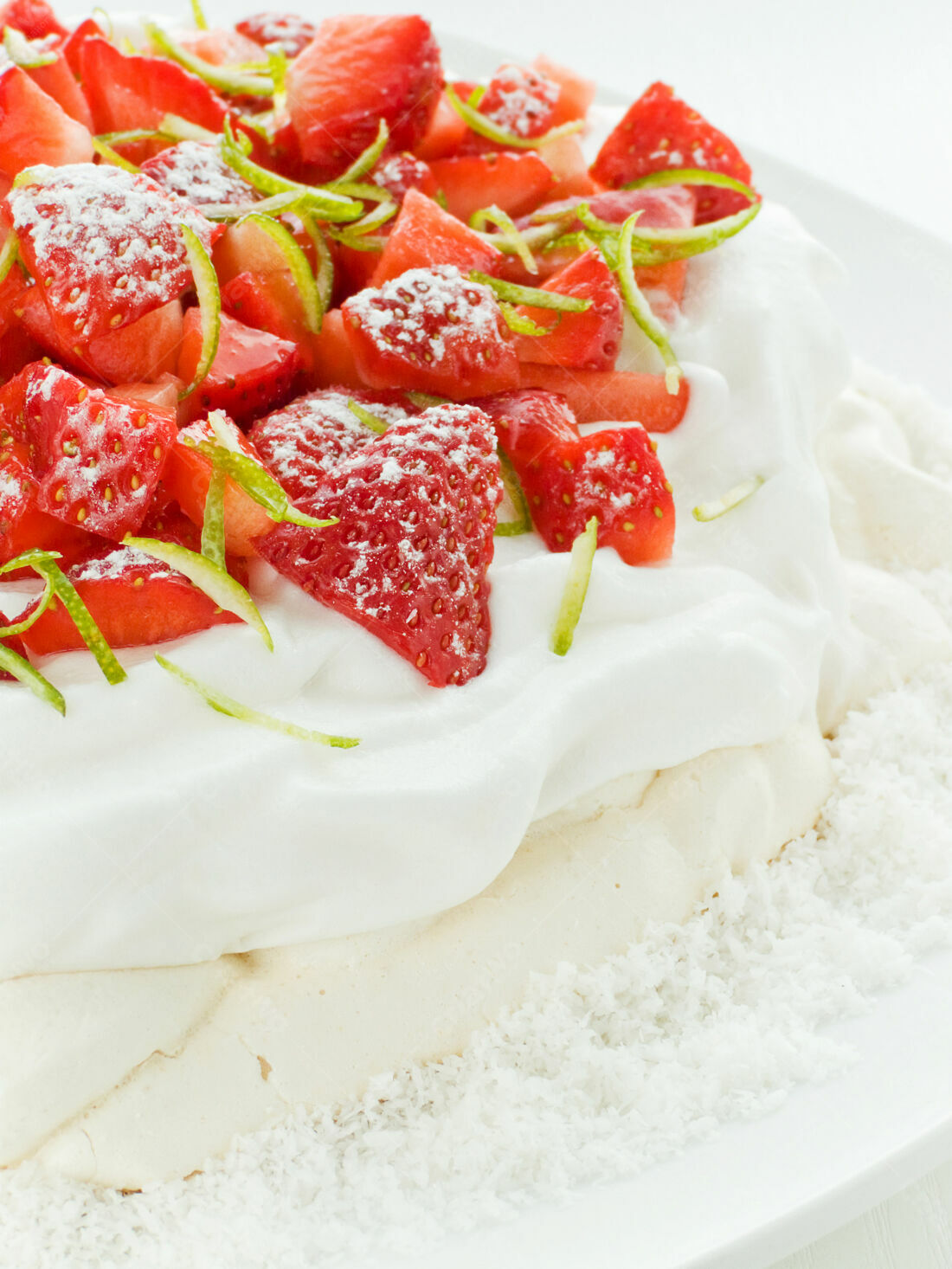 Pavlova com Morangos e Limão Siciliano